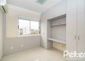 Apartamento à venda com 102m², 3 dormitórios, 1 suíte, 2 vagas, no bairro Tristeza em PORTO ALEGRE