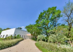 Casa à venda com 1000m², no bairro Chapéu do Sol em Porto Alegre