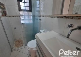 Casa em Condomínio à venda com 141m², 3 dormitórios, 1 suíte, 2 vagas, no bairro Tristeza em Porto Alegre