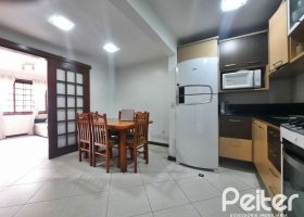 Casa em Condomínio à venda com 141m², 3 dormitórios, 1 suíte, 2 vagas, no bairro Tristeza em Porto Alegre