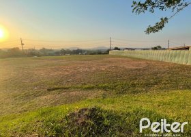 Terreno à venda com 1012m², no bairro Terra Ville em PORTO ALEGRE