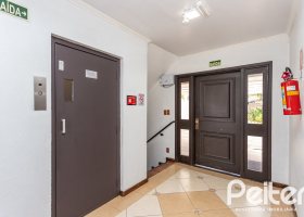 Apartamento à venda com 157m², 3 dormitórios, 1 suíte, 2 vagas, no bairro Tristeza em PORTO ALEGRE