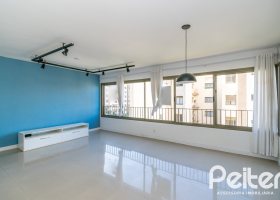 Apartamento à venda com 104m², 3 dormitórios, 1 suíte, 2 vagas, no bairro Ipanema em PORTO ALEGRE