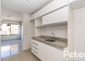 Apartamento à venda com 104m², 3 dormitórios, 1 suíte, 2 vagas, no bairro Ipanema em PORTO ALEGRE