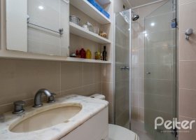 Cobertura à venda com 165m², 3 dormitórios, 1 suíte, 1 vaga, no bairro Tristeza em PORTO ALEGRE