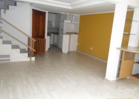 Casa em Condomínio à venda com 139m², 3 dormitórios, 1 suíte, 3 vagas, no bairro Tristeza em PORTO ALEGRE