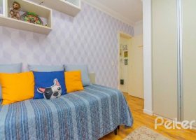 Apartamento à venda com 102m², 3 dormitórios, 1 suíte, 2 vagas, no bairro Tristeza em PORTO ALEGRE