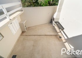 Casa em Condomínio à venda com 221m², 4 dormitórios, 1 suíte, 2 vagas, no bairro Jardim Isabel em Porto Alegre