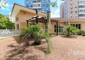 Apartamento à venda com 56m², 2 dormitórios, 1 vaga, no bairro Cristal em PORTO ALEGRE