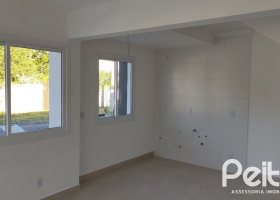 Casa à venda com 88m², 3 dormitórios, 2 suítes, 1 vaga, no bairro Guarujá em Porto Alegre