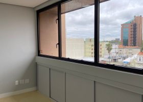 Comercial à venda com 44m², no bairro Menino Deus em Porto Alegre