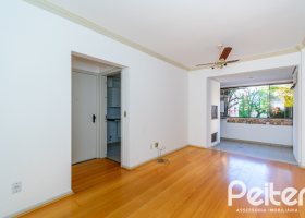 Apartamento à venda com 77m², 3 dormitórios, 1 suíte, 1 vaga, no bairro Tristeza em PORTO ALEGRE