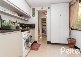 Apartamento à venda com 123m², 3 dormitórios, 1 suíte, 2 vagas, no bairro Ipanema em Porto Alegre