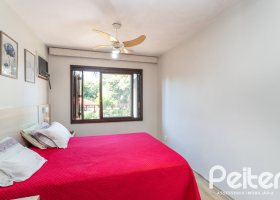 Apartamento à venda com 123m², 3 dormitórios, 1 suíte, 2 vagas, no bairro Ipanema em Porto Alegre