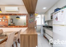 Apartamento à venda com 56m², 2 dormitórios, 1 vaga, no bairro Cristal em PORTO ALEGRE