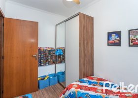 Casa em Condomínio à venda com 187m², 3 dormitórios, 1 suíte, 2 vagas, no bairro Tristeza em Porto Alegre