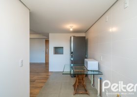 Apartamento à venda com 103m², 3 dormitórios, 1 suíte, 2 vagas, no bairro Tristeza em PORTO ALEGRE