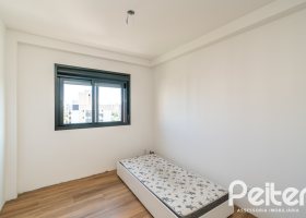 Apartamento à venda com 103m², 3 dormitórios, 1 suíte, 2 vagas, no bairro Tristeza em PORTO ALEGRE