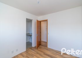 Apartamento à venda com 103m², 3 dormitórios, 1 suíte, 2 vagas, no bairro Tristeza em PORTO ALEGRE