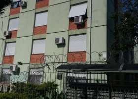 Apartamento à venda com 62m², 2 dormitórios, no bairro Cristal em Porto Alegre