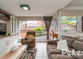 Apartamento à venda com 102m², 3 dormitórios, 1 suíte, 2 vagas, no bairro Vila Assunção em PORTO ALEGRE