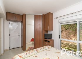 Apartamento à venda com 102m², 3 dormitórios, 1 suíte, 2 vagas, no bairro Vila Assunção em PORTO ALEGRE